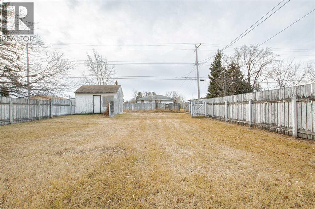 4614 52 Avenue, Valleyview, Alberta T0H 3N0 - Photo 14 - A2272366