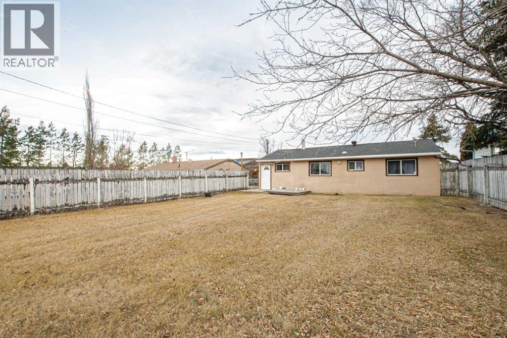 4614 52 Avenue, Valleyview, Alberta T0H 3N0 - Photo 13 - A2272366