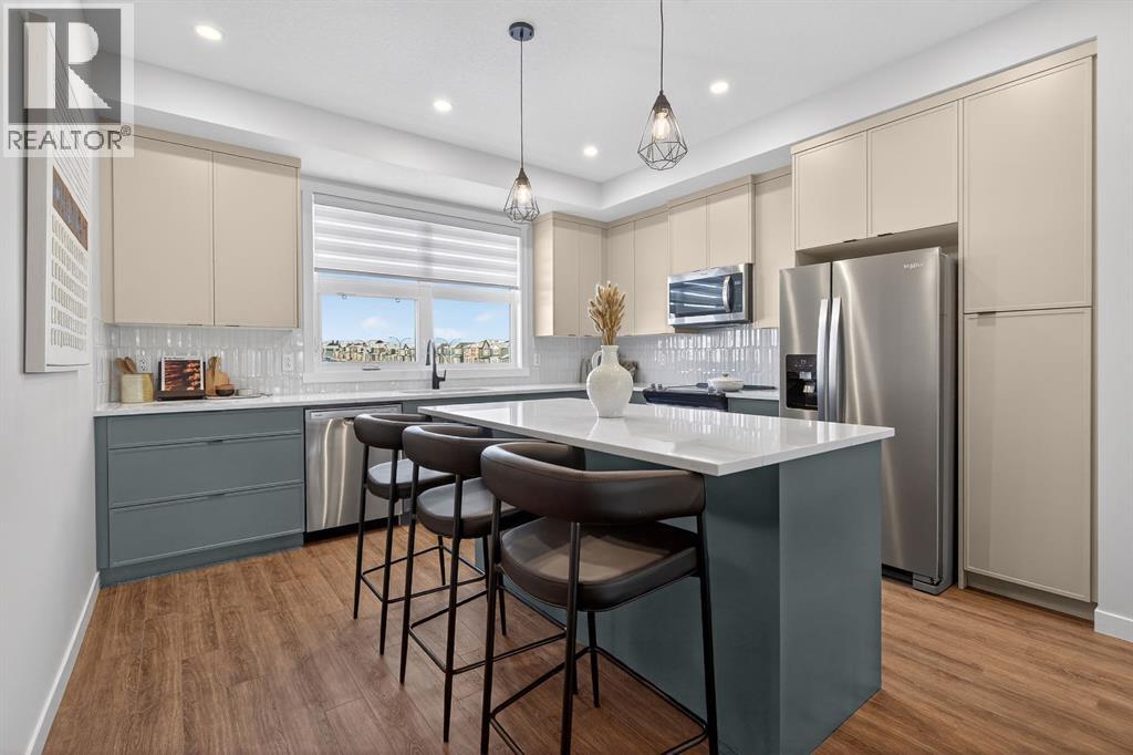 605, 30 Creekside Villas, Calgary, Alberta  T1T 1Z1 - Photo 3 - A2262562