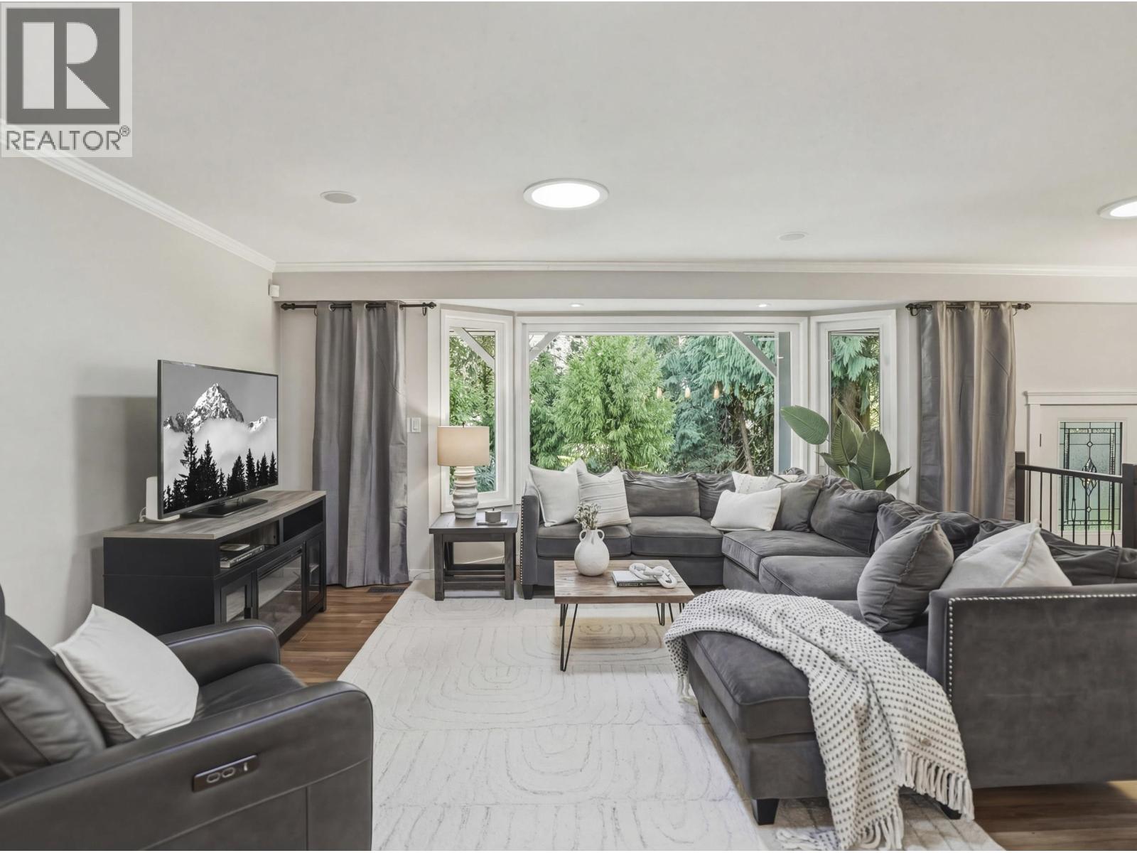 2386 Shawna Way, Coquitlam, British Columbia  V3K 3A2 - Photo 7 - R3103476