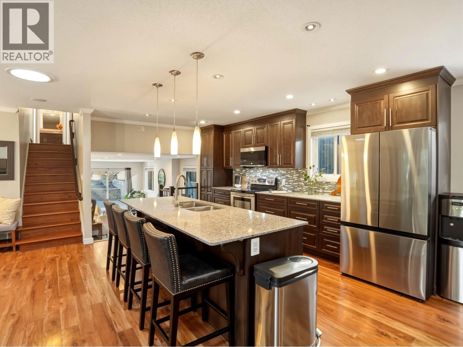 2386 Shawna Way, Coquitlam, British Columbia  V3K 3A2 - Photo 6 - R3103476