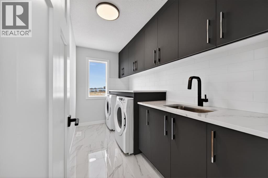 709 Dawson Common, Chestermere, Alberta  T1X 1Z7 - Photo 27 - A2286486