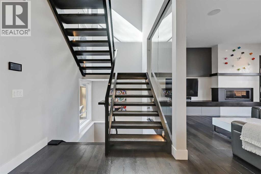 10 Lissington Drive Sw, Calgary, Alberta  T3E 5E1 - Photo 23 - A2294958