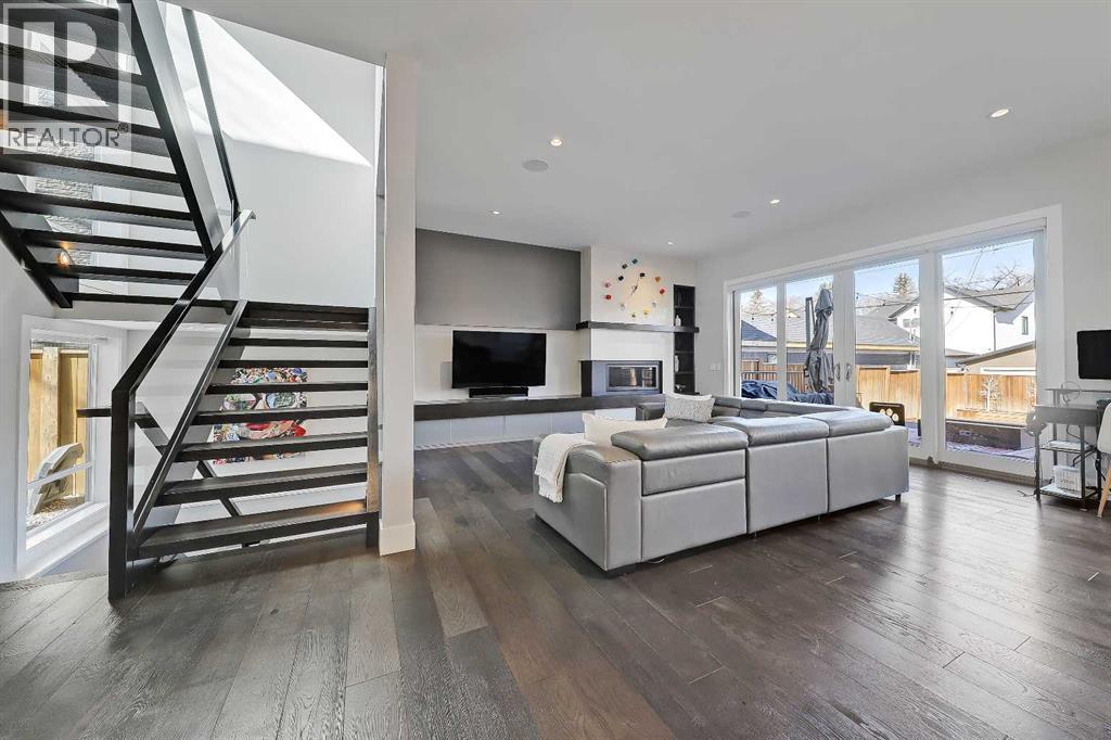 10 Lissington Drive Sw, Calgary, Alberta  T3E 5E1 - Photo 16 - A2294958