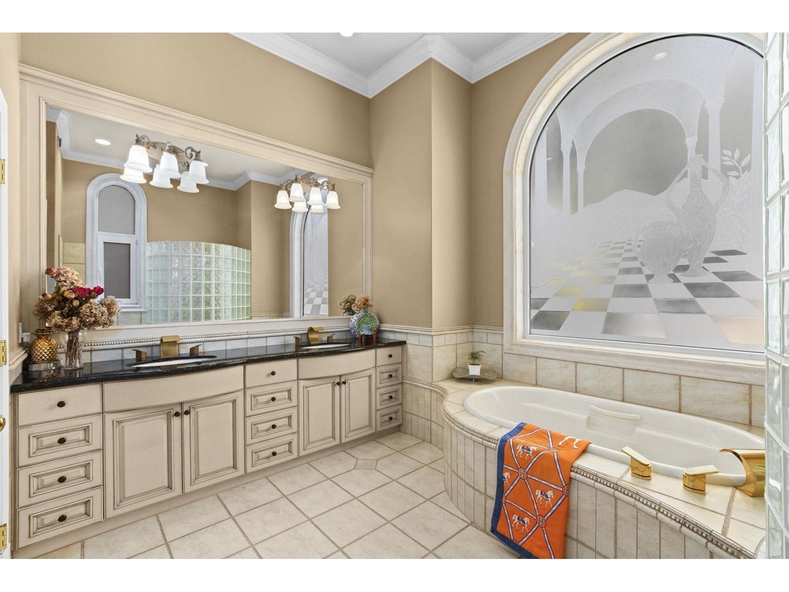 13464 13a Avenue, White Rock, British Columbia V4A 1C4 - Photo 24 - R3103821