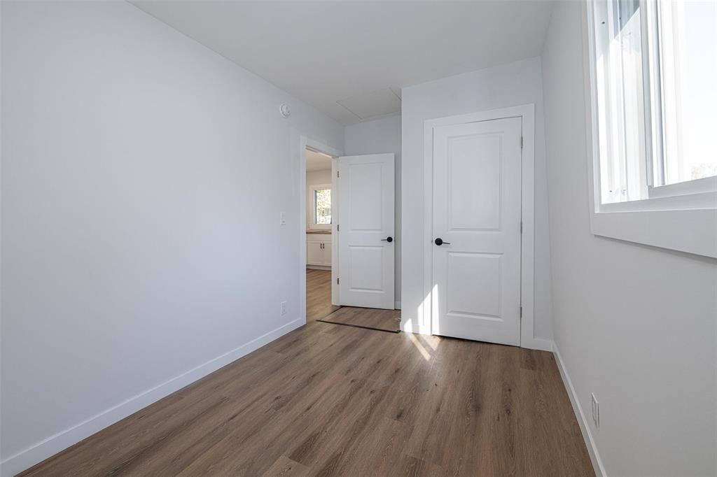 395 St John's Avenue, Winnipeg, Manitoba  R2W 1H5 - Photo 15 - 202605518