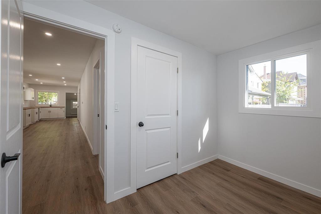 395 St John's Avenue, Winnipeg, Manitoba  R2W 1H5 - Photo 20 - 202605518