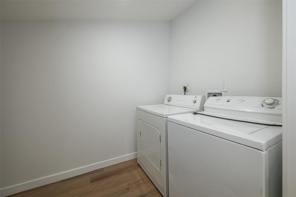 395 St John's Avenue, Winnipeg, Manitoba  R2W 1H5 - Photo 11 - 202605518