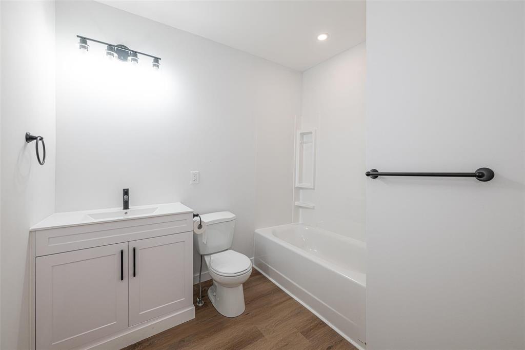 395 St John's Avenue, Winnipeg, Manitoba  R2W 1H5 - Photo 9 - 202605518