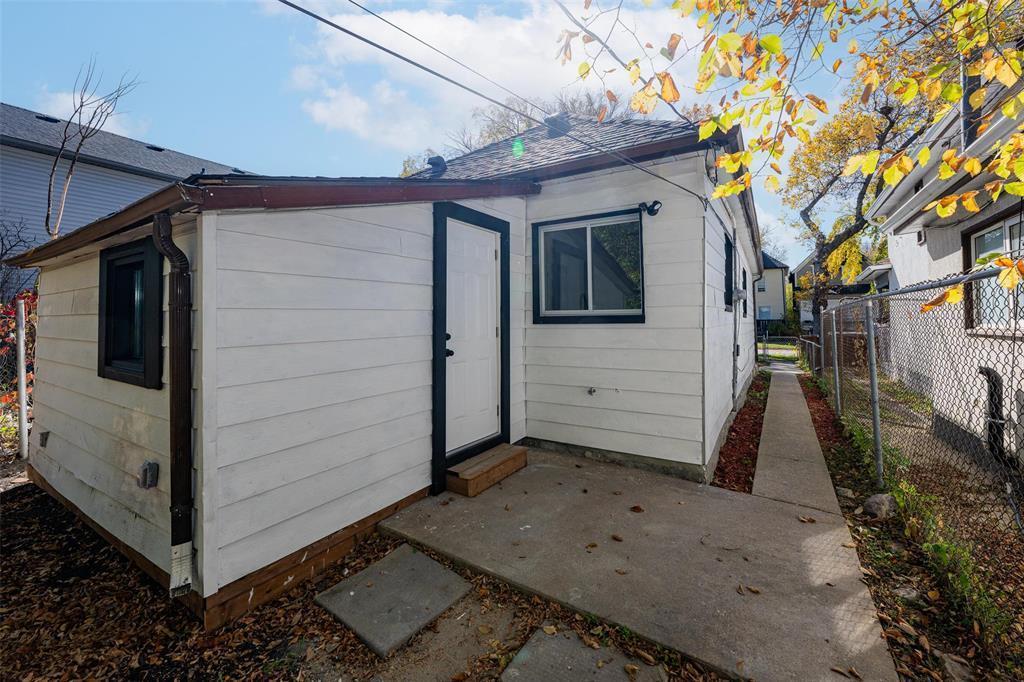 395 St John's Avenue, Winnipeg, Manitoba  R2W 1H5 - Photo 26 - 202605518