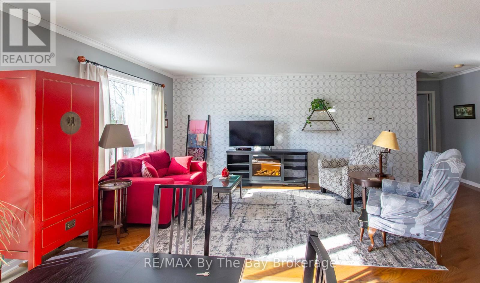 70 Rose Valley Way, Wasaga Beach, Ontario L9Z 3C4 - Photo 14 - S12842954