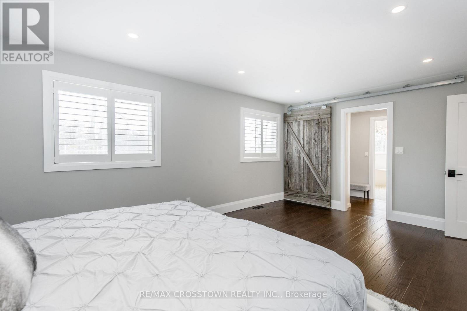 58 Versailles Crescent, Barrie, Ontario  L4M 0B8 - Photo 23 - S12921008