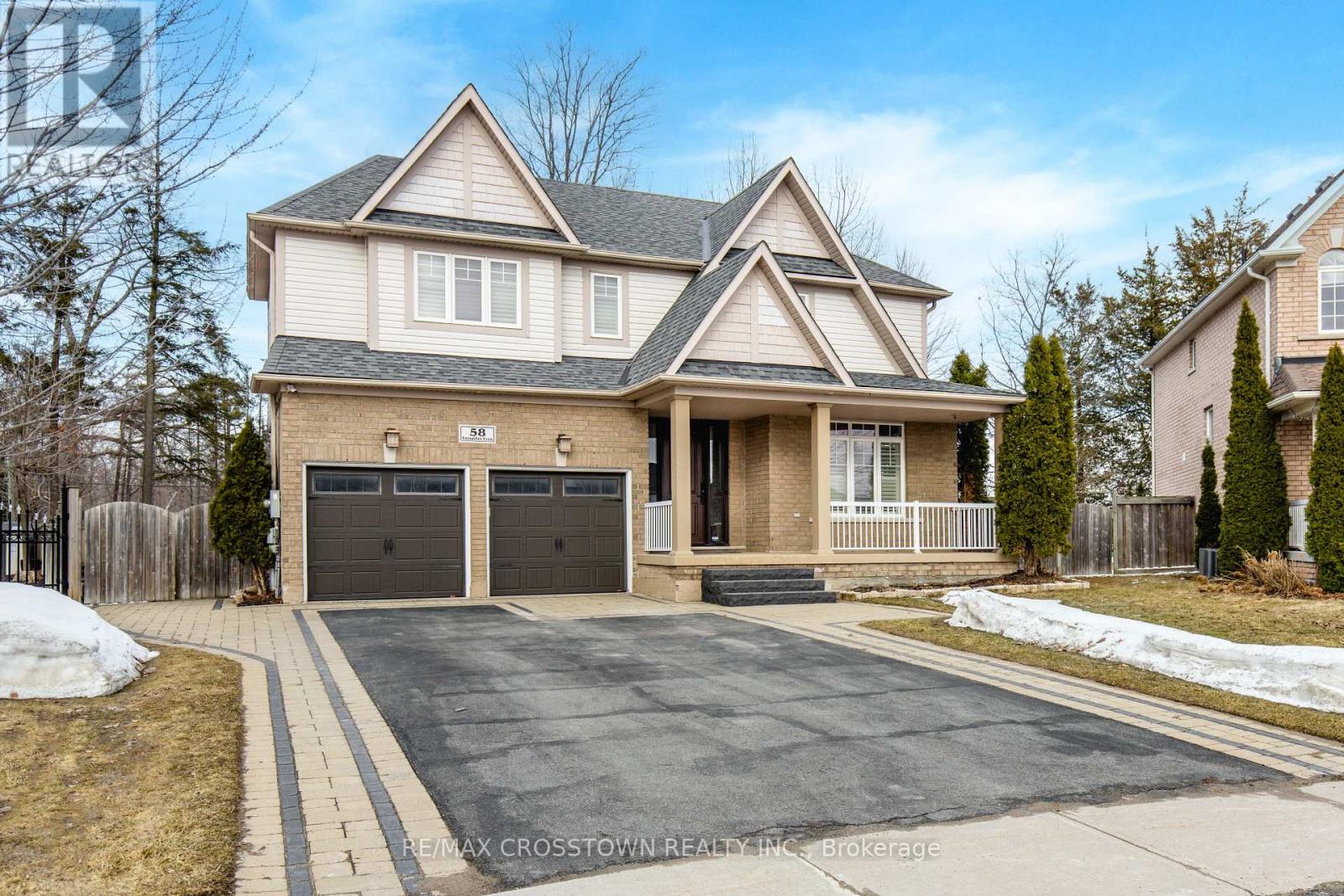 58 Versailles Crescent, Barrie, Ontario  L4M 0B8 - Photo 2 - S12921008