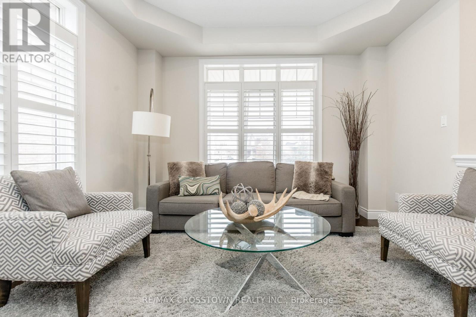 58 Versailles Crescent, Barrie, Ontario  L4M 0B8 - Photo 8 - S12921008