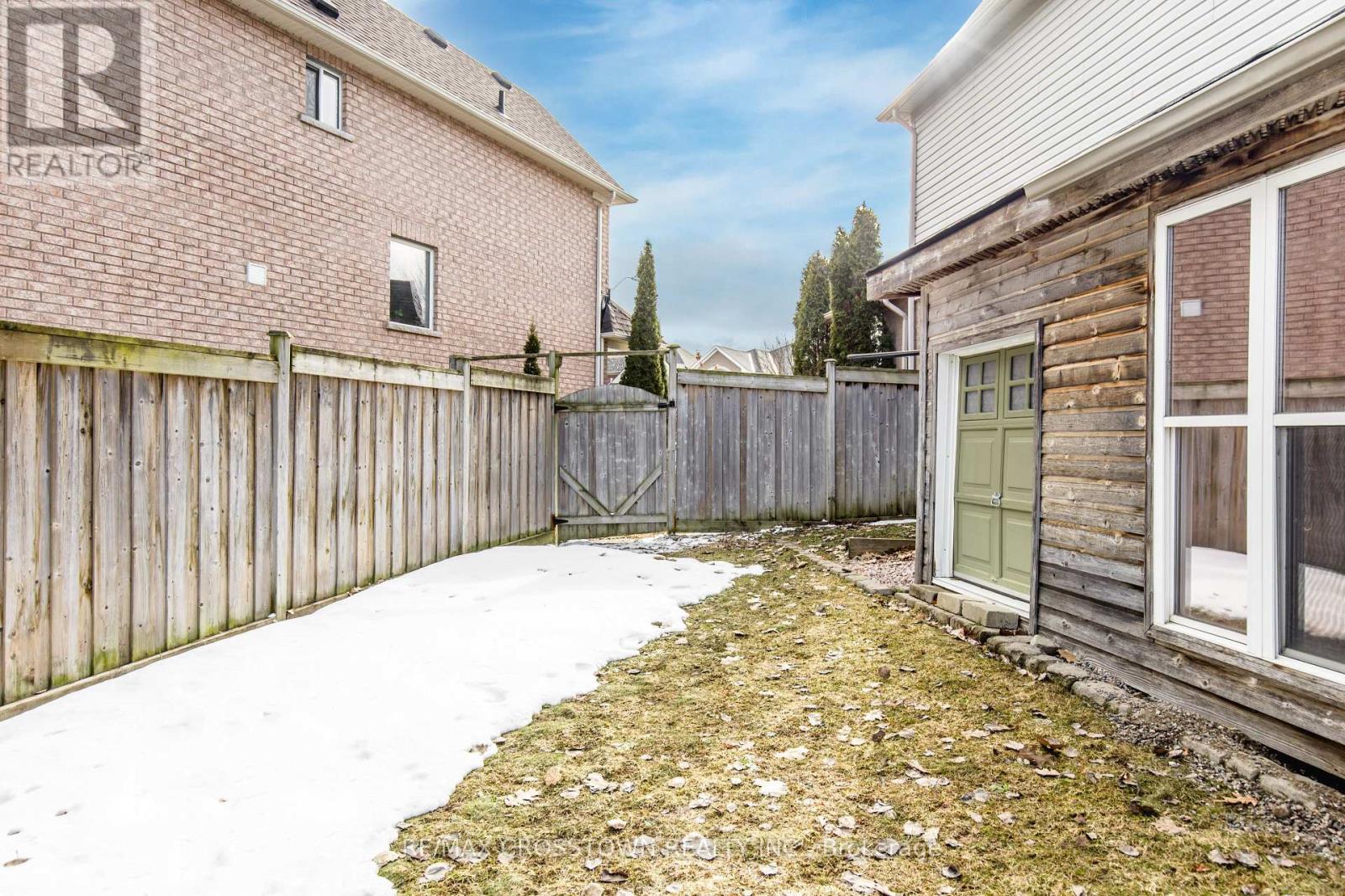 58 Versailles Crescent, Barrie, Ontario  L4M 0B8 - Photo 46 - S12921008