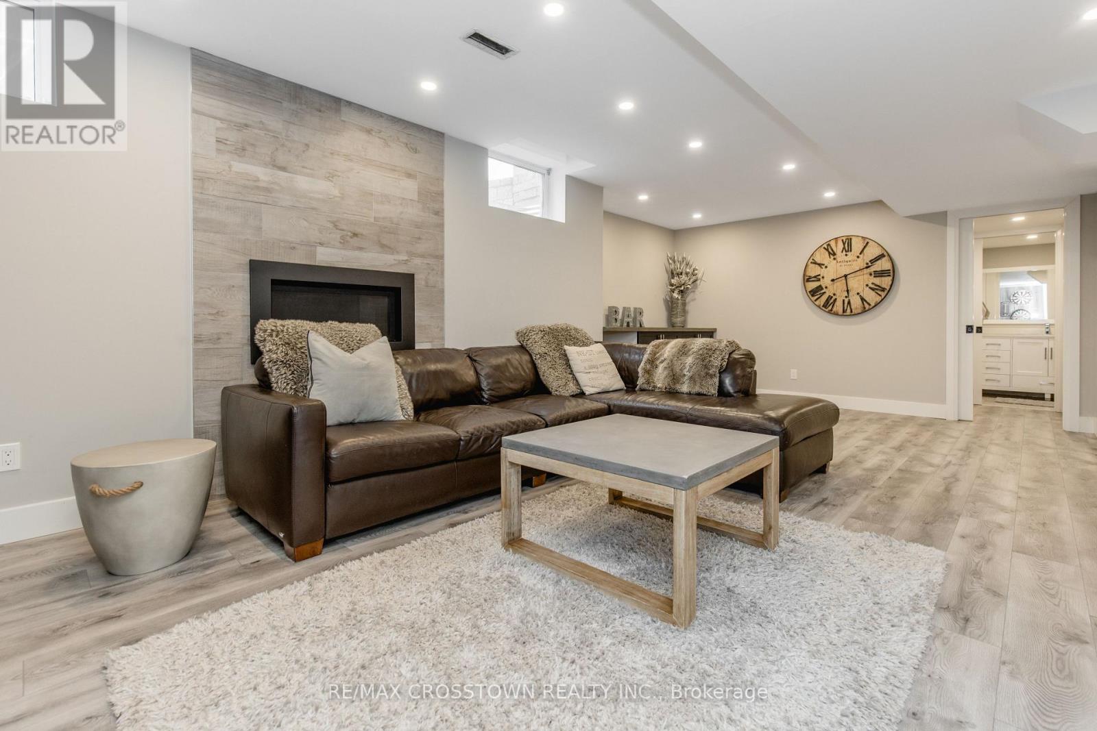 58 Versailles Crescent, Barrie, Ontario  L4M 0B8 - Photo 40 - S12921008