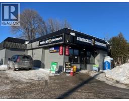 556 STIRLING Avenue S, Kitchener, Ontario