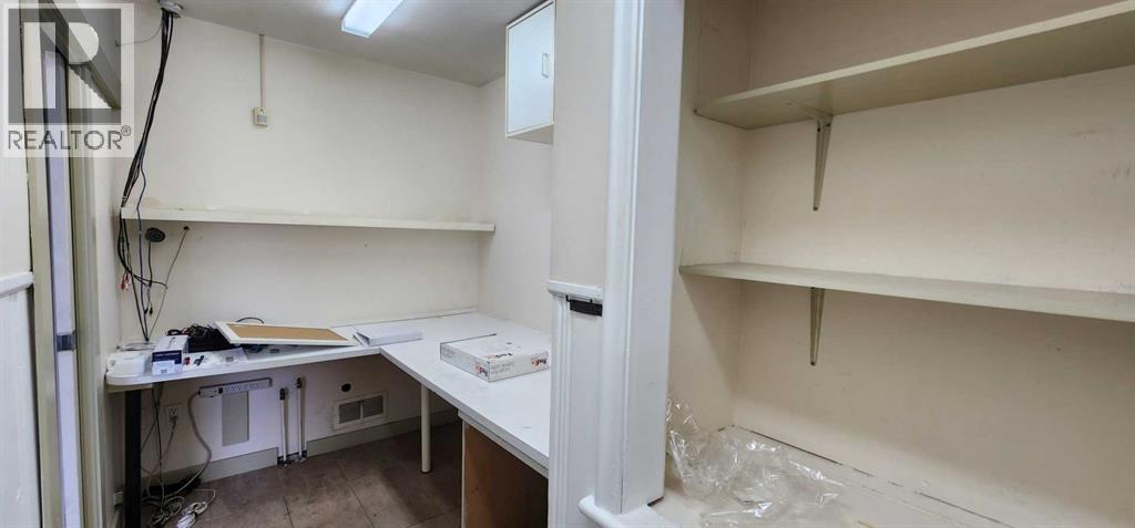 601 Marsh Road Ne, Calgary, Alberta  T2E 5B4 - Photo 8 - A2274346