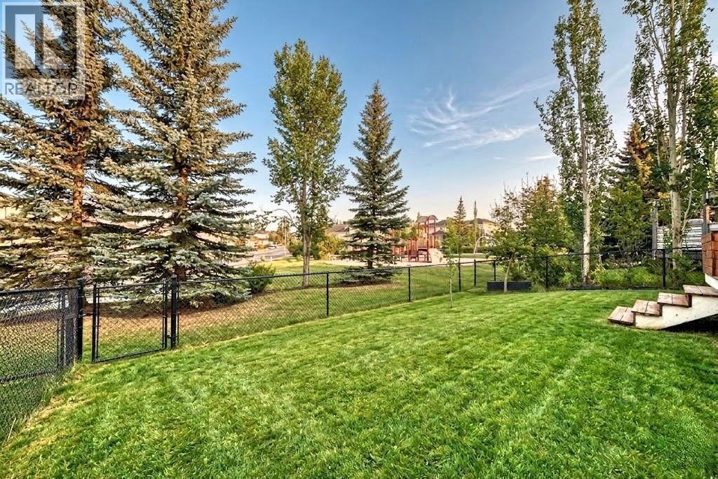 3708 Douglas Ridge Way Se, Calgary, Alberta  T2Z 3B6 - Photo 45 - A2277381