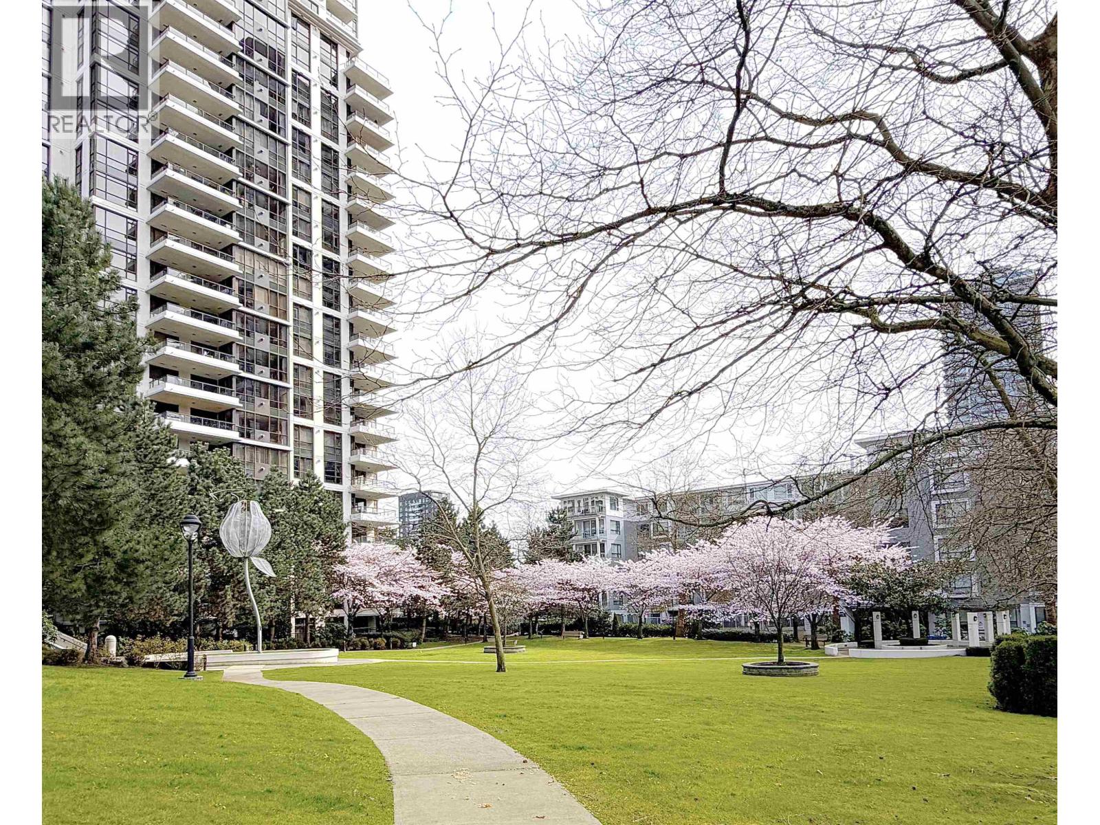 Th13 2089 Rosser Avenue, Burnaby, British Columbia  V5C 5E2 - Photo 6 - R3103724