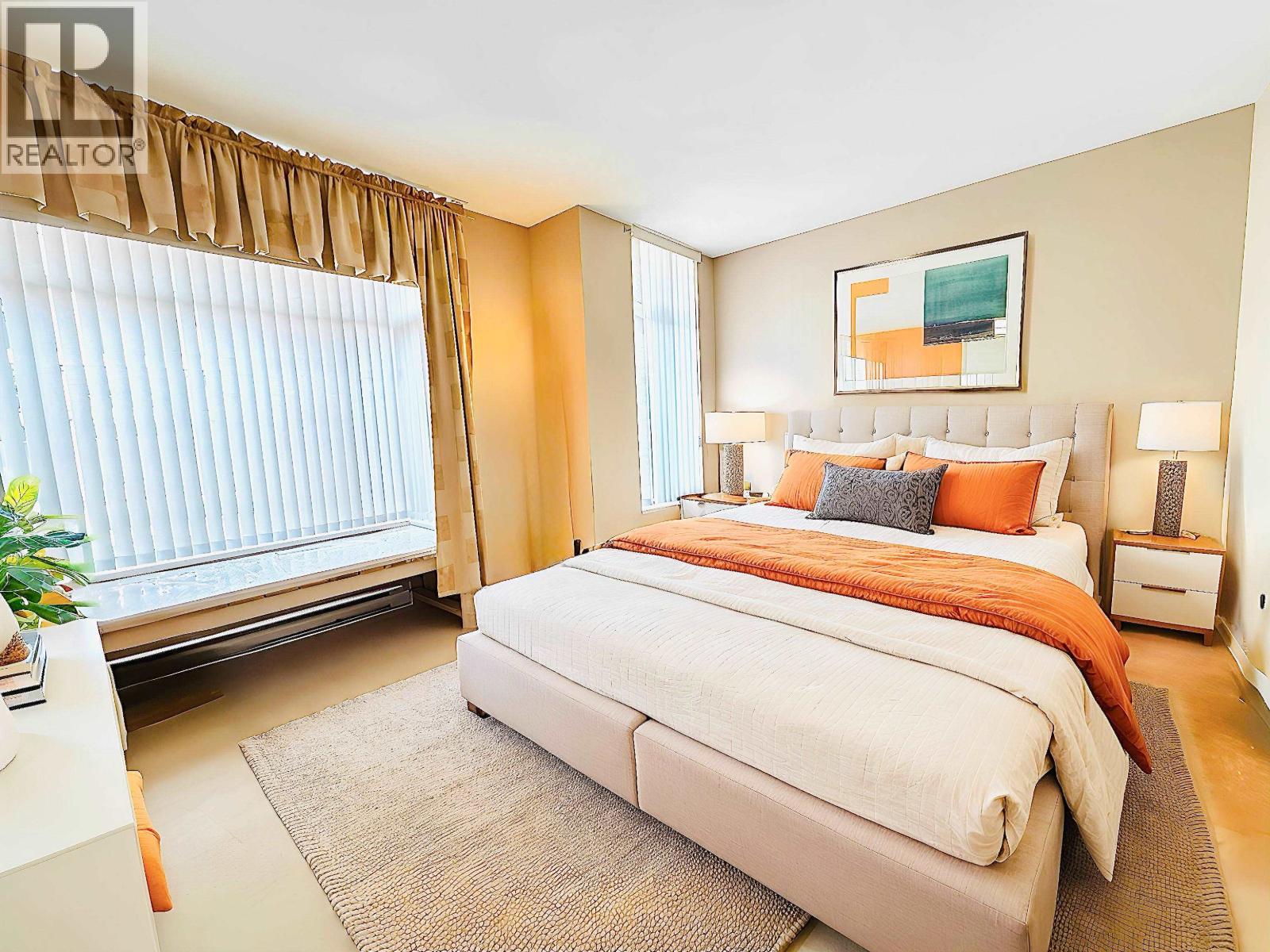 Th13 2089 Rosser Avenue, Burnaby, British Columbia  V5C 5E2 - Photo 3 - R3103724