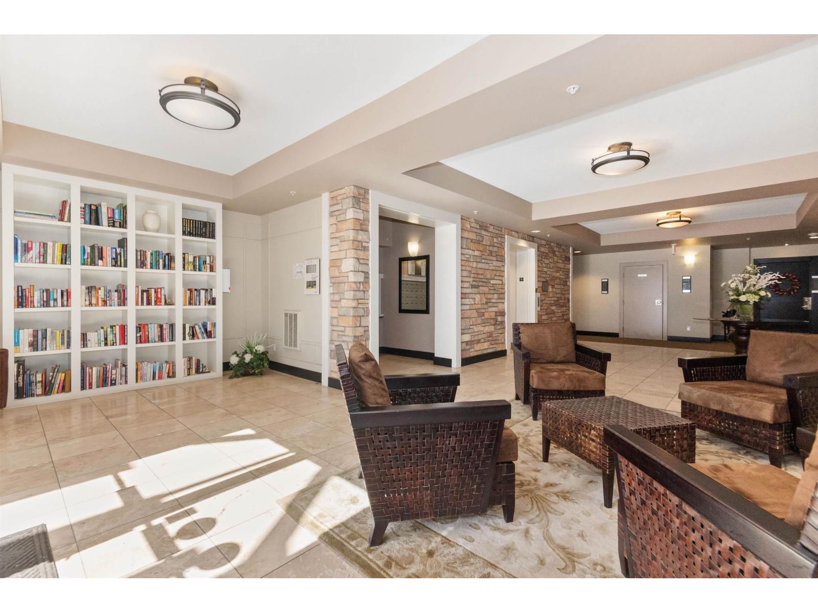 305 16499 64 Avenue, Surrey, British Columbia V3S 6V7 - Photo 34 - R3102843