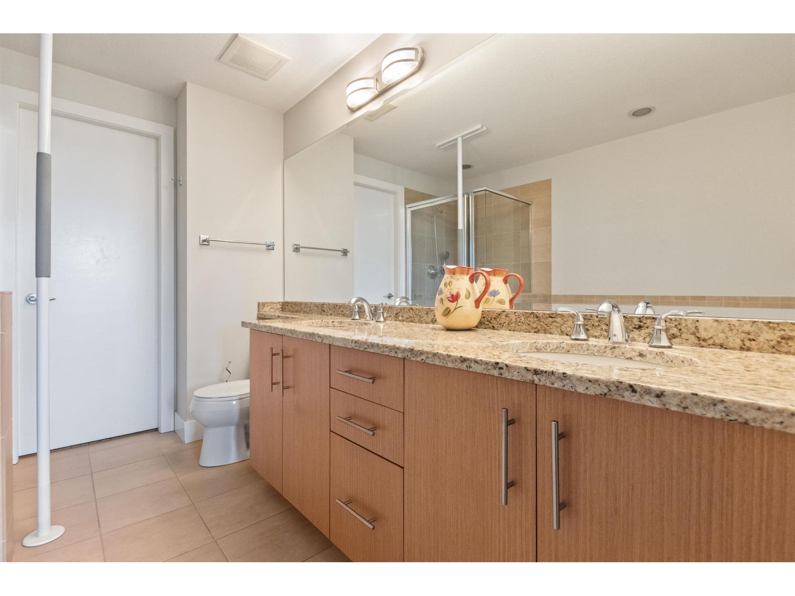 305 16499 64 Avenue, Surrey, British Columbia V3S 6V7 - Photo 32 - R3102843