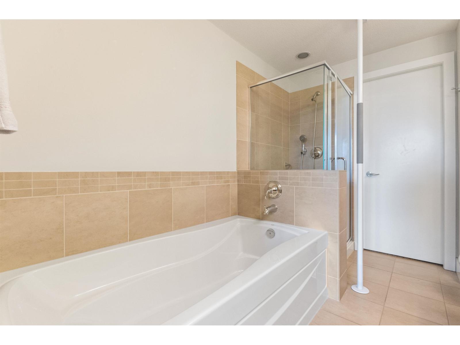 305 16499 64 Avenue, Surrey, British Columbia V3S 6V7 - Photo 31 - R3102843