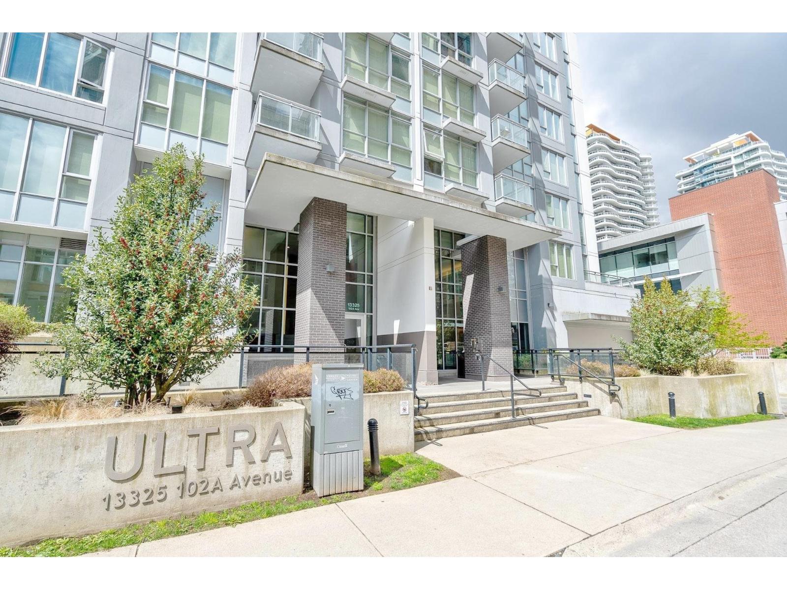 1807 13325 102A AVENUE, Surrey, British Columbia