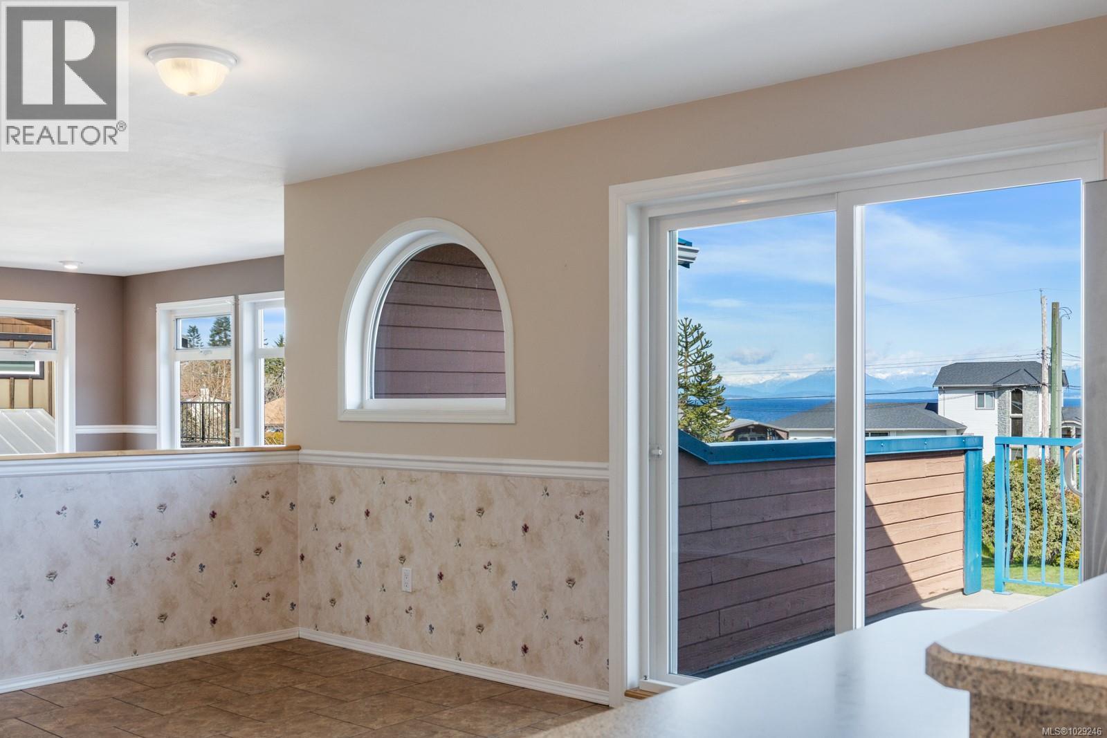 6349 Eagles Dr, Courtenay, British Columbia  V9J 1V4 - Photo 15 - 1029246