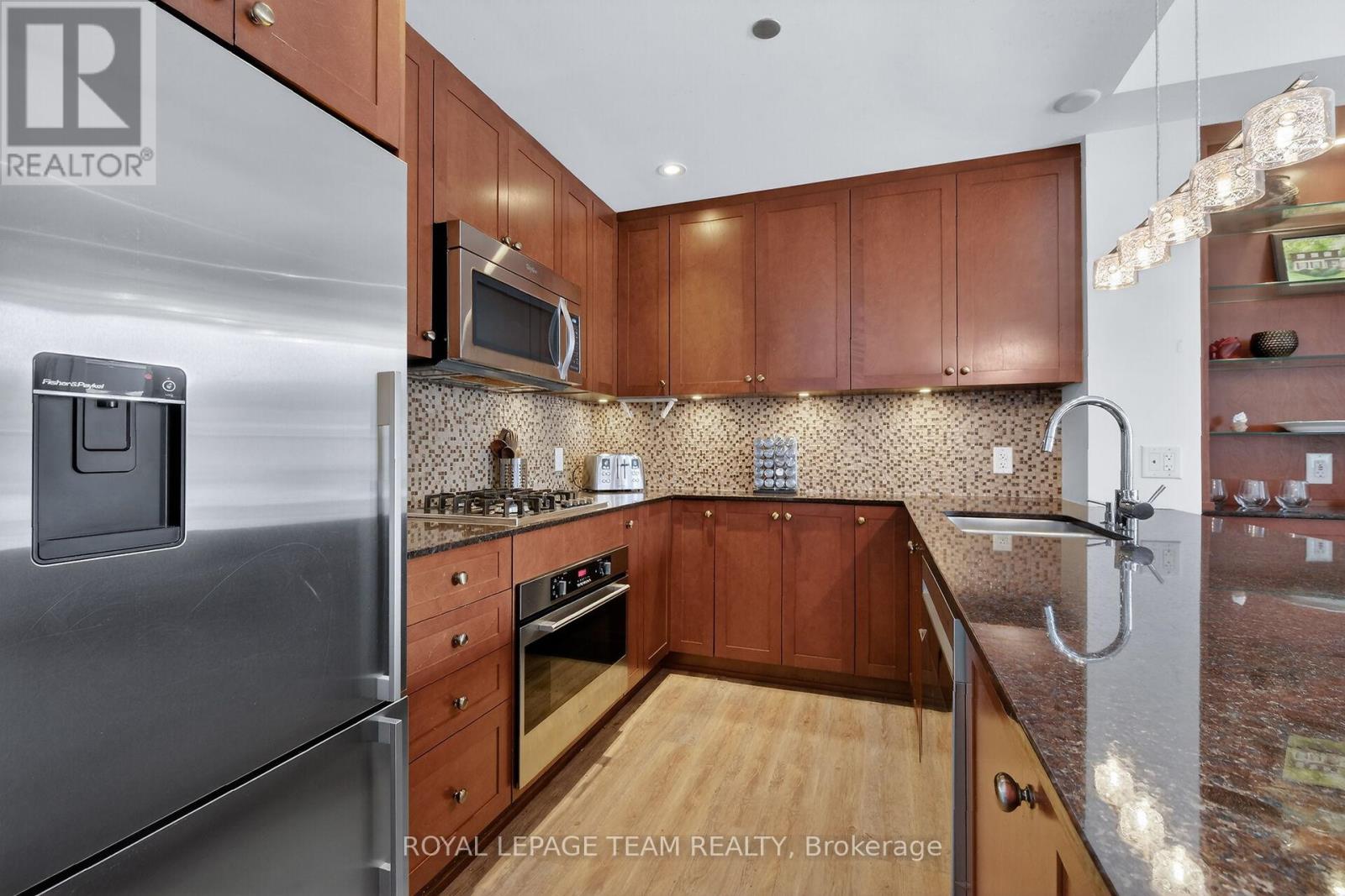 220 - 7 Marquette Avenue, Ottawa, Ontario  K1L 8A7 - Photo 17 - X12921860