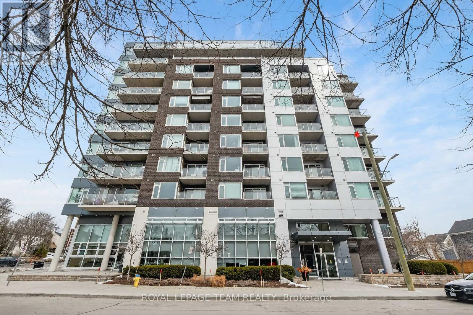 220 - 7 Marquette Avenue, Ottawa, Ontario  K1L 8A7 - Photo 2 - X12921860