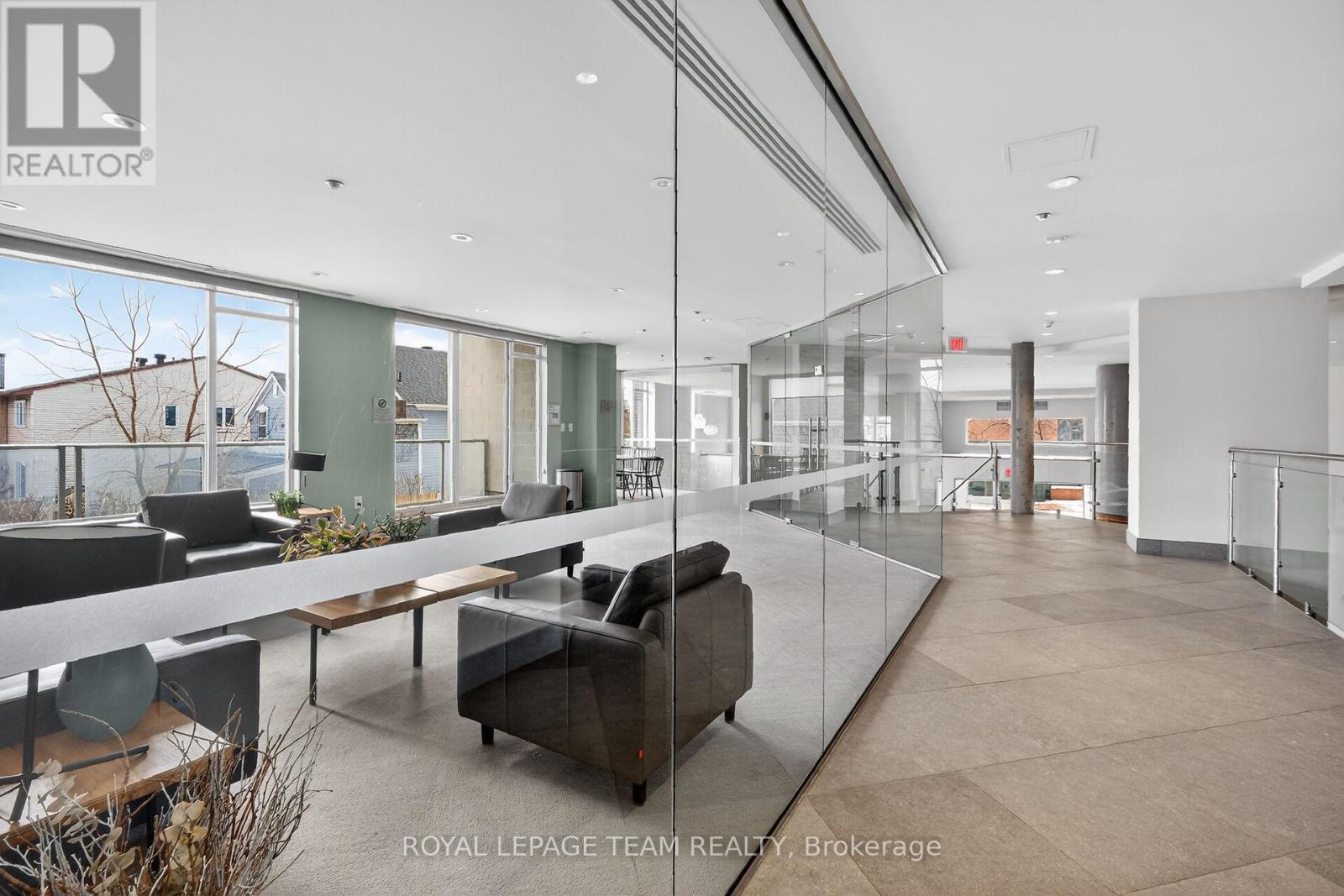 220 - 7 Marquette Avenue, Ottawa, Ontario  K1L 8A7 - Photo 47 - X12921860