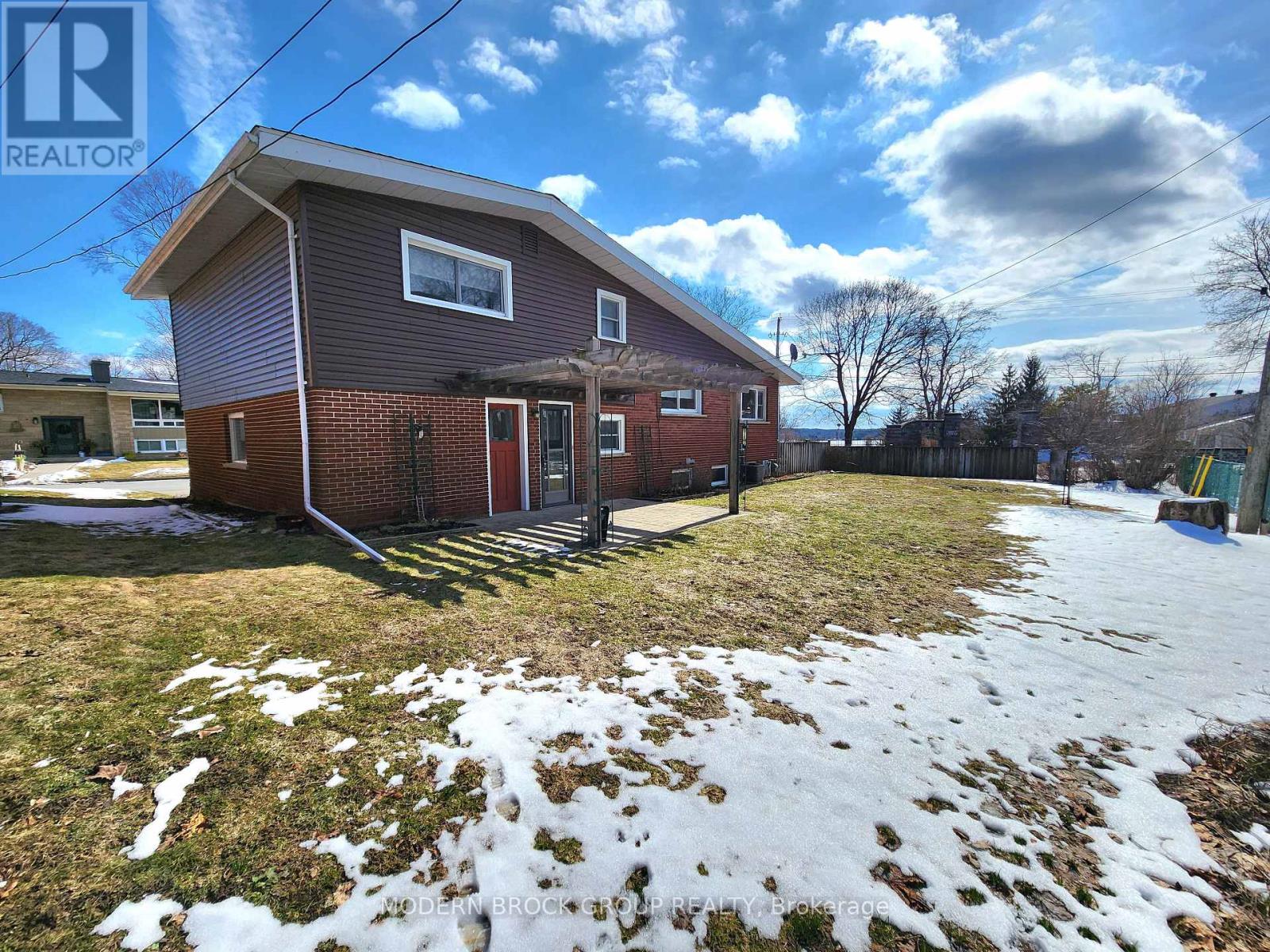 2 Woodlawn Place, Brockville, Ontario  K6V 2Z2 - Photo 38 - X12659206