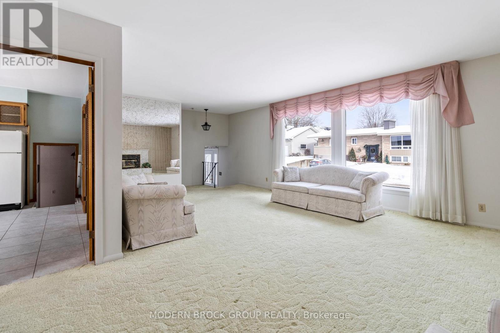 2 Woodlawn Place, Brockville, Ontario  K6V 2Z2 - Photo 7 - X12659206