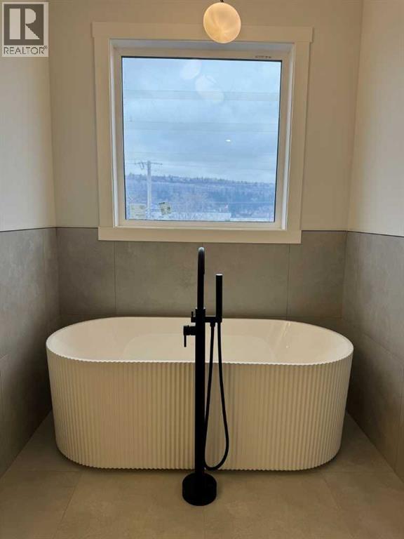 4711 19 Avenue NW, Calgary, Alberta  T3B 0S5 - Photo 23 - A2295021