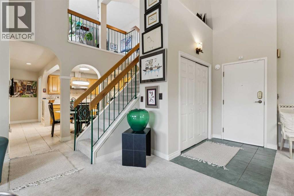 302, 2425 90 Avenue SW, Calgary, Alberta