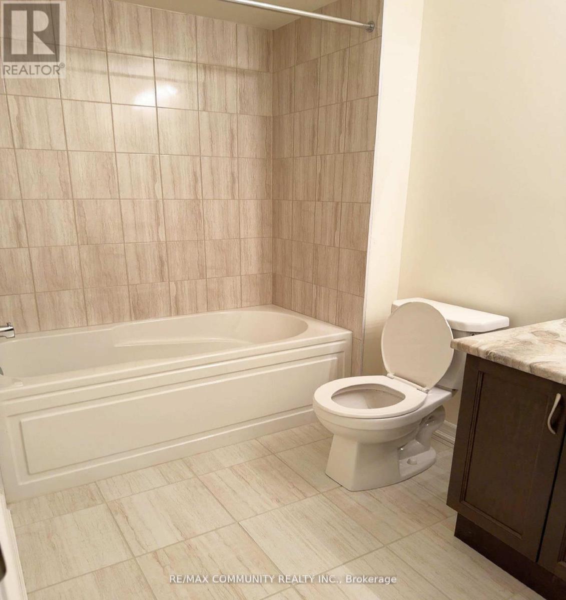 2634 Apricot Lane S, Pickering, Ontario  L1X 0M4 - Photo 7 - E12921840