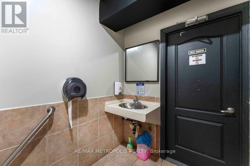 24 Simcoe Street N, Oshawa, Ontario  L1H 8C1 - Photo 10 - E12921852