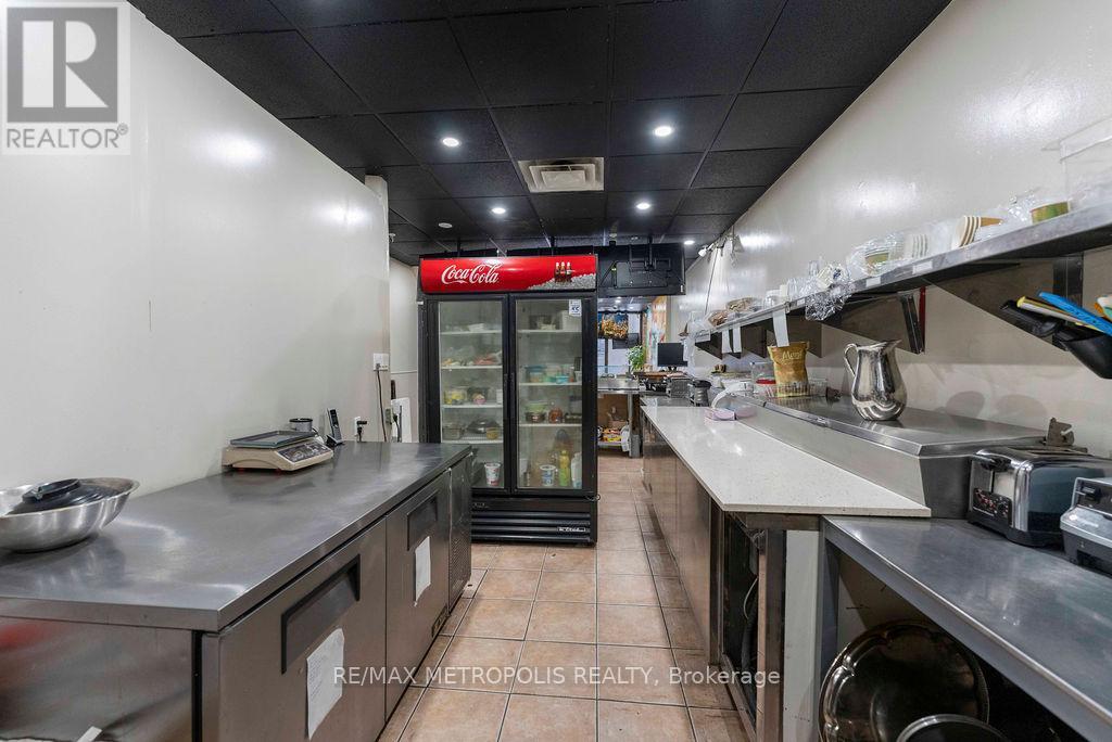 24 Simcoe Street N, Oshawa, Ontario  L1H 8C1 - Photo 14 - E12921852