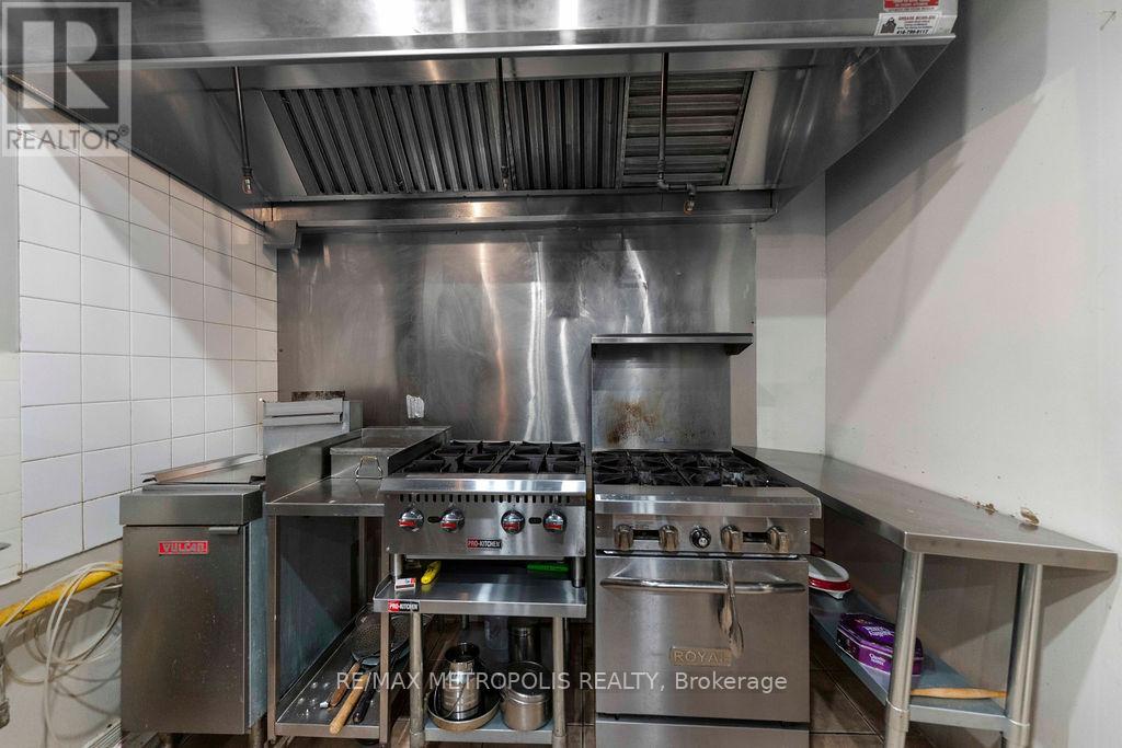 24 Simcoe Street N, Oshawa, Ontario  L1H 8C1 - Photo 16 - E12921852