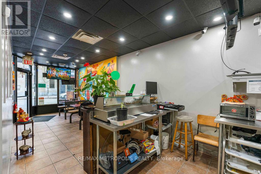 24 Simcoe Street N, Oshawa, Ontario  L1H 8C1 - Photo 7 - E12921852