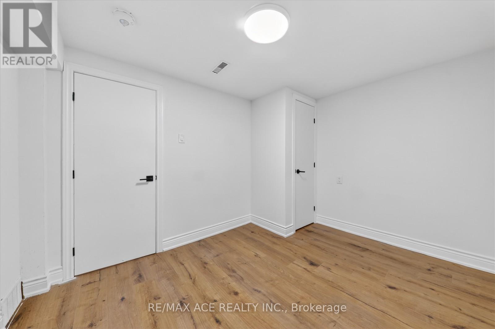 233 Oakridge Drive, Toronto, Ontario  M1M 2B5 - Photo 34 - E12921880