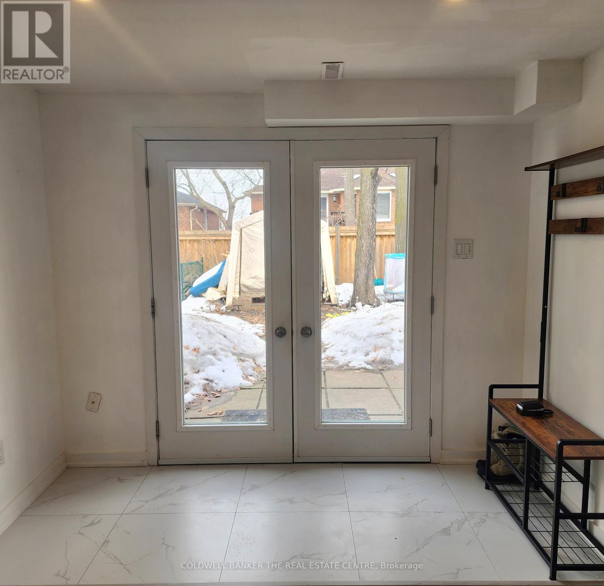 B - 38 Ferguson Drive, Barrie, Ontario  L4N 7B4 - Photo 2 - S12921904