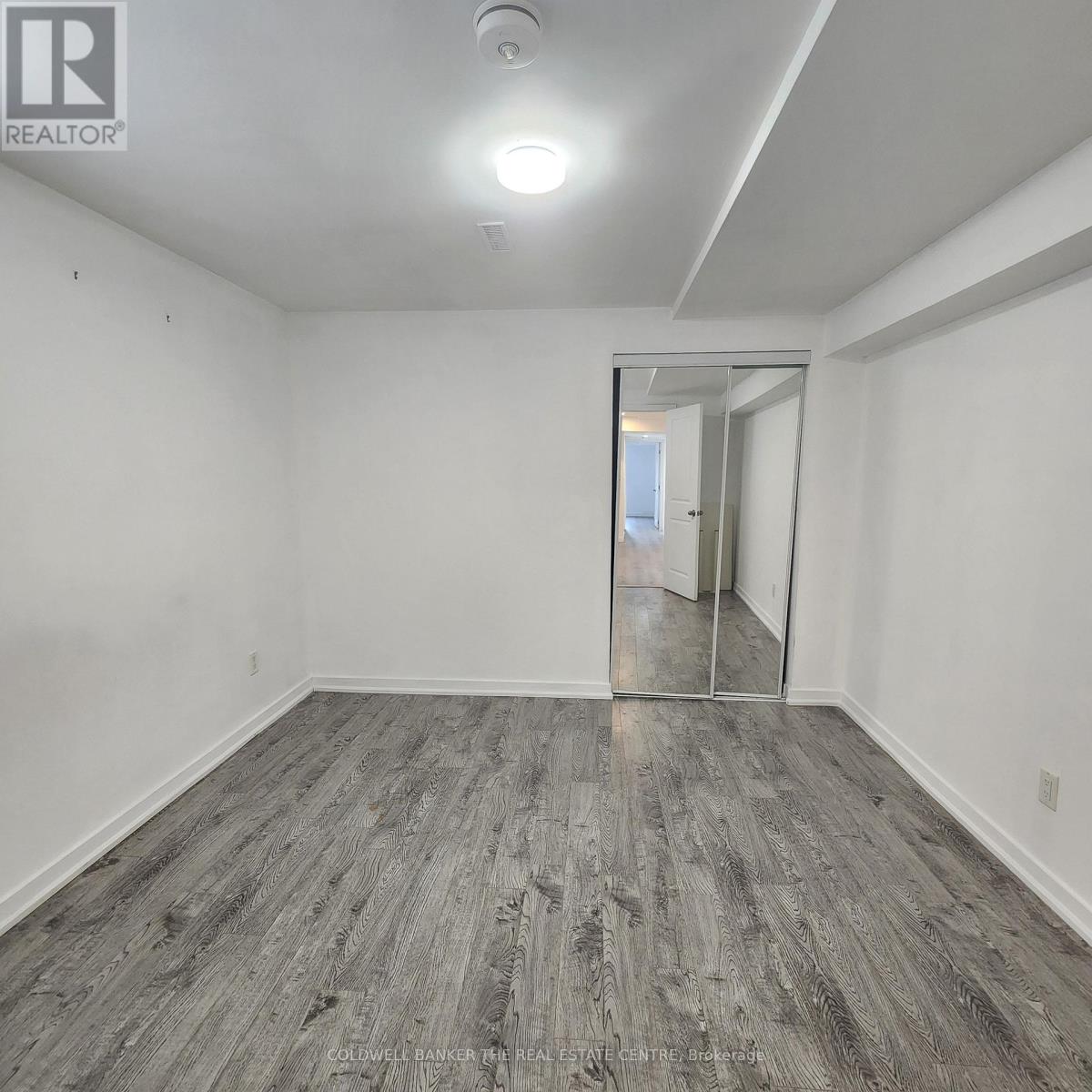 B - 38 Ferguson Drive, Barrie, Ontario  L4N 7B4 - Photo 5 - S12921904