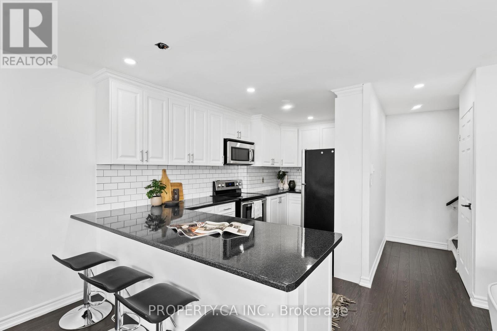 179 - 1055 Dundas Street E, Mississauga, Ontario  L4Y 3X6 - Photo 10 - W12921858