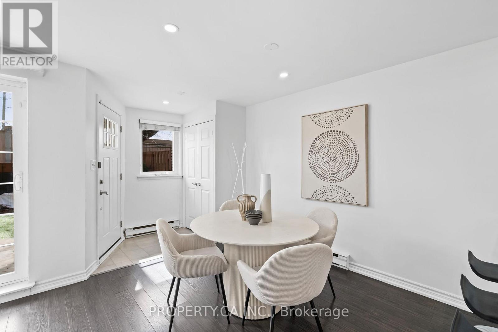 179 - 1055 Dundas Street E, Mississauga, Ontario  L4Y 3X6 - Photo 3 - W12921858