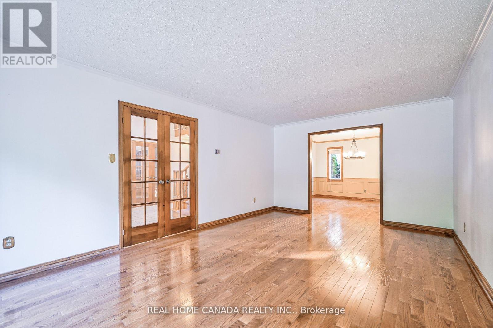 529 Pipers Green, Oakville, Ontario  L6M 1H2 - Photo 19 - W12921874