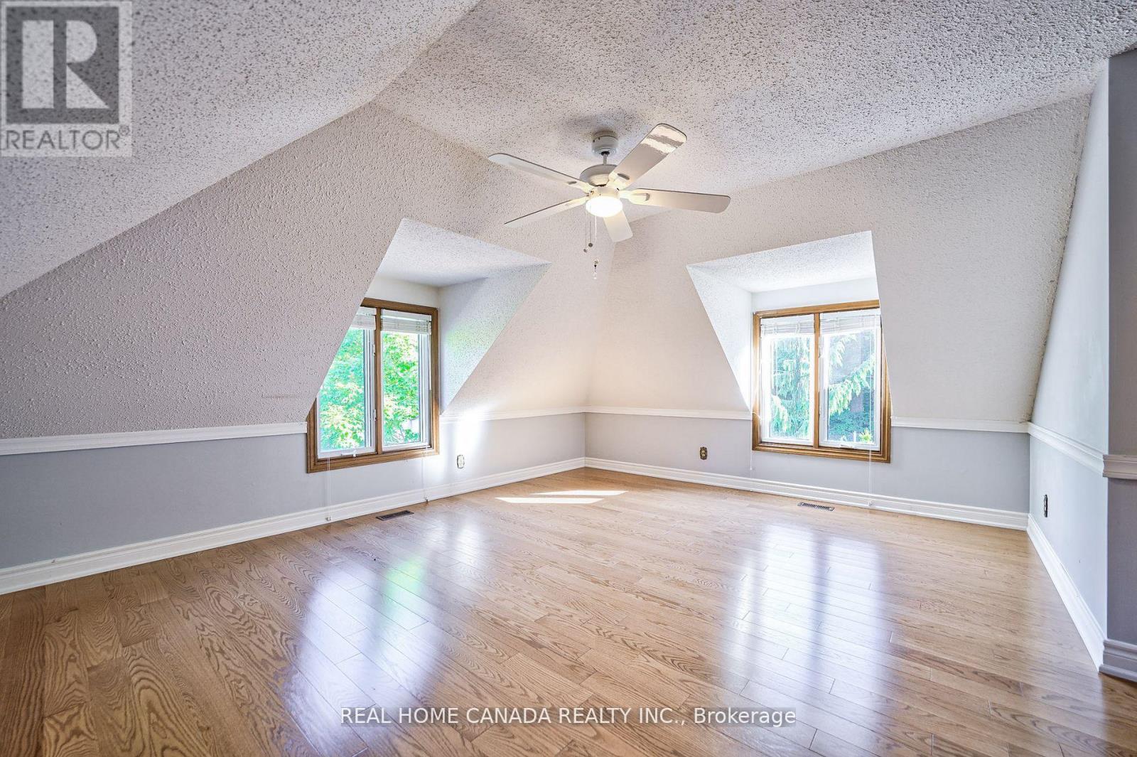 529 Pipers Green, Oakville, Ontario  L6M 1H2 - Photo 21 - W12921874