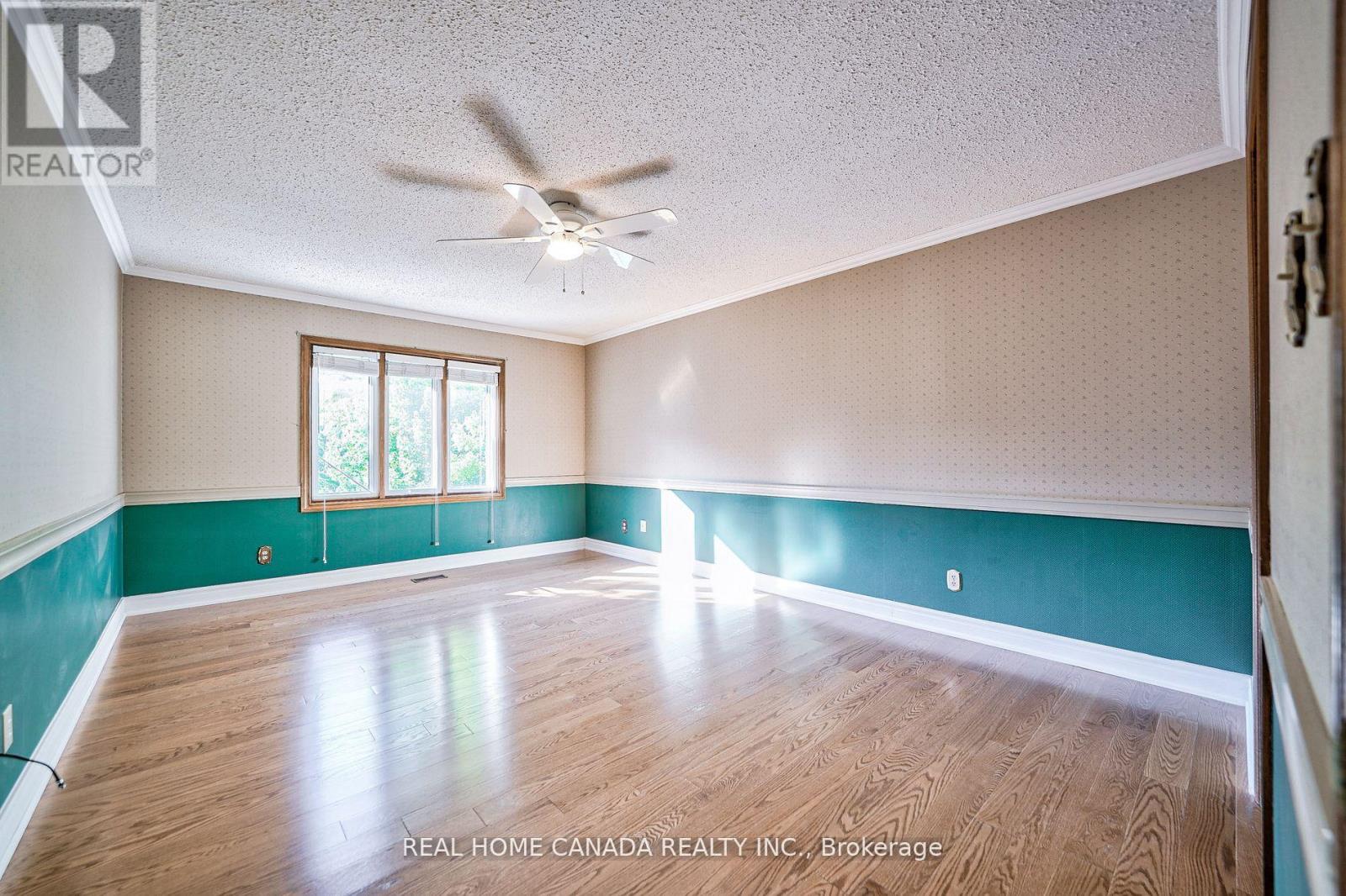 529 Pipers Green, Oakville, Ontario  L6M 1H2 - Photo 24 - W12921874